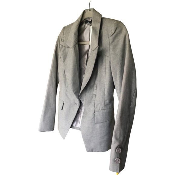 🌸4/$30🌸 NWT Versatile structured Blazer with satin lining - Picture 2 of 12